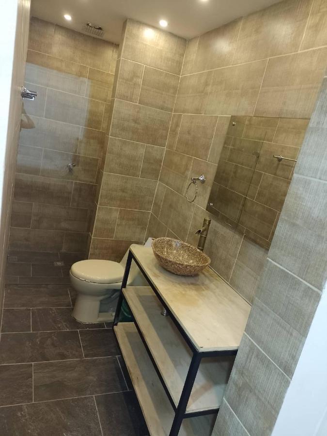 Hotel Marat Меделин Екстериор снимка